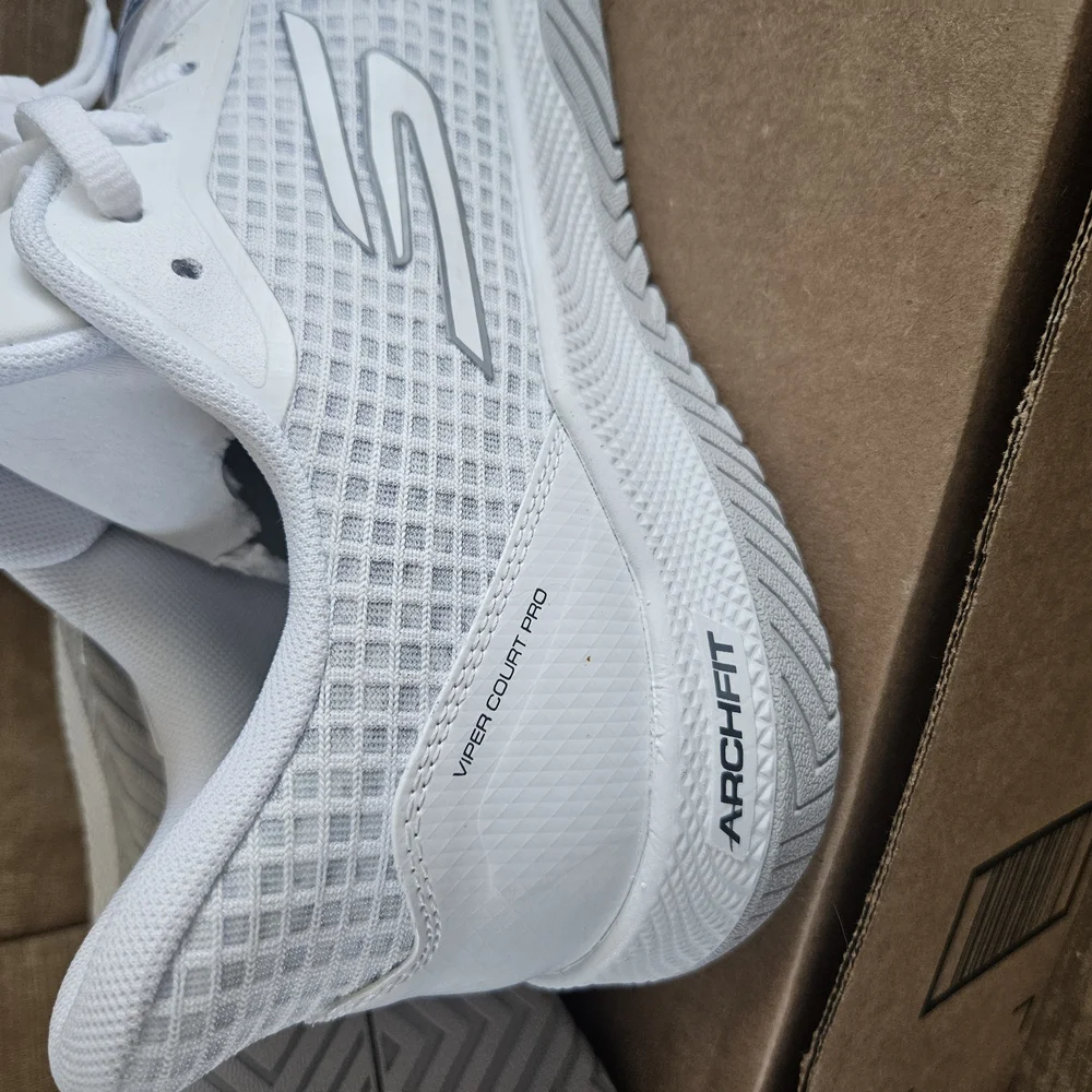 Skechers White Pickleball Sneakers Sz10. NWT - Picture 8 of 10
